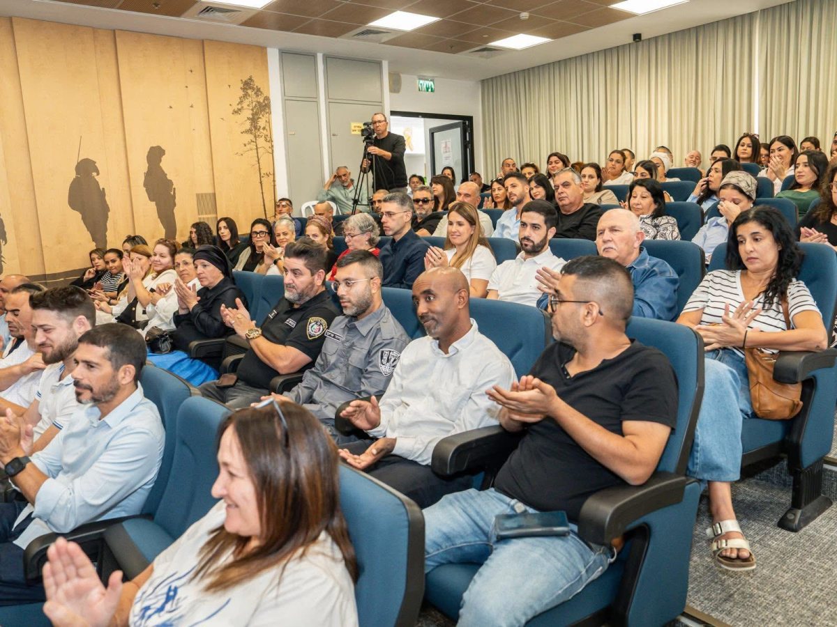 אלה מאירוביץ