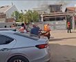 שריפה פרצה בבית מגורים בקריית גת – לוחמי האש פועלים במקום