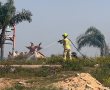 שריפת קוצים סמוך לימית 2000 בחולון - כוחות הכיבוי בלמו את התפשטות האש